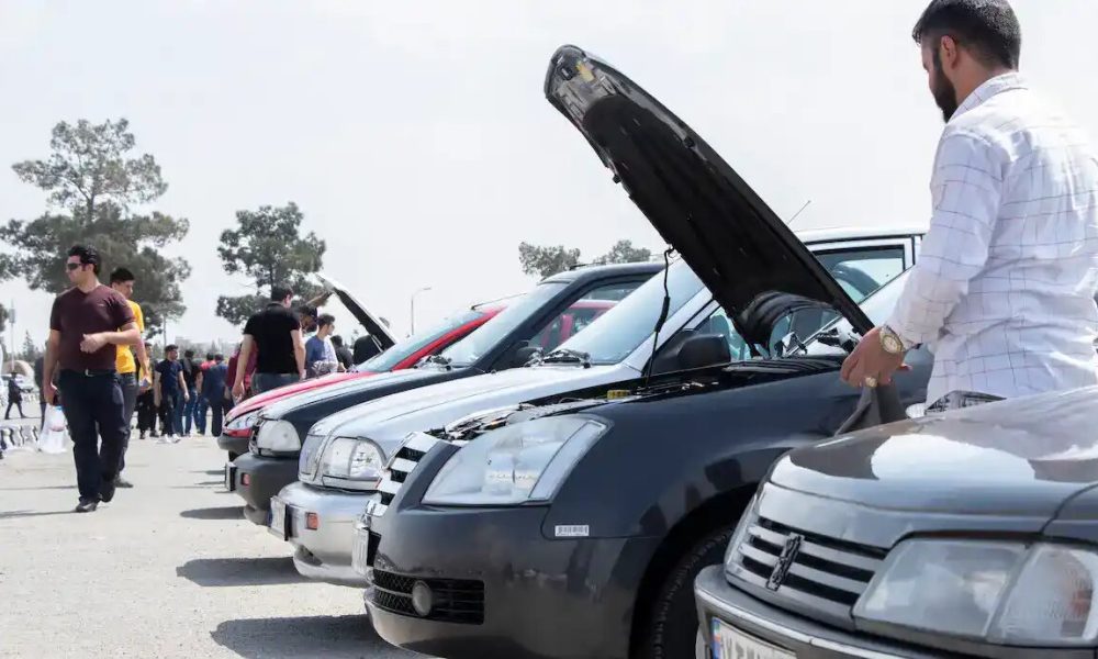 قیمت خودرو ۲۰ سال قبل چقدر بود؟/ این قیمت‌های عجیب را ببینید + جدول
