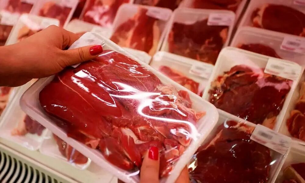 قیمت گوشت قرمز امروز ۲۰ آذر ۱۴۰۴/ گوشت چرخ‌کرده چند شد + جدول