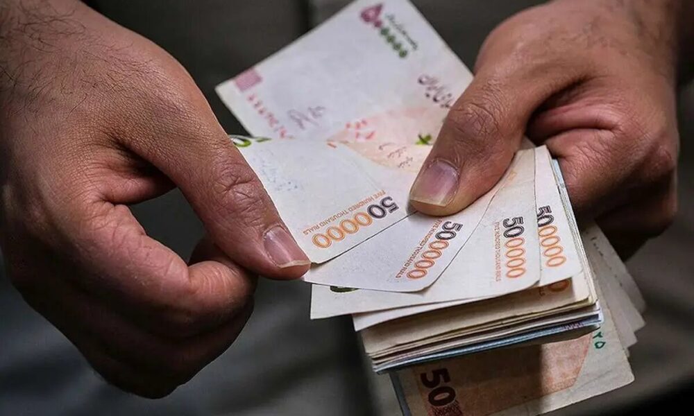 جزئیات وام ۲۰۰ میلیون تومانی بدون ضامن / چه کسانی مشمول دریافت می‌شوند؟